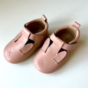 Leather baby shoes size 4